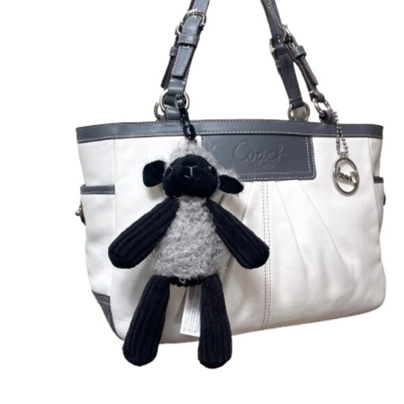 New Scentsy XL Buddy Lulu the Lamb Plush Var Key Keychain Charm Pendant 9,5" - Picture 8 of 10